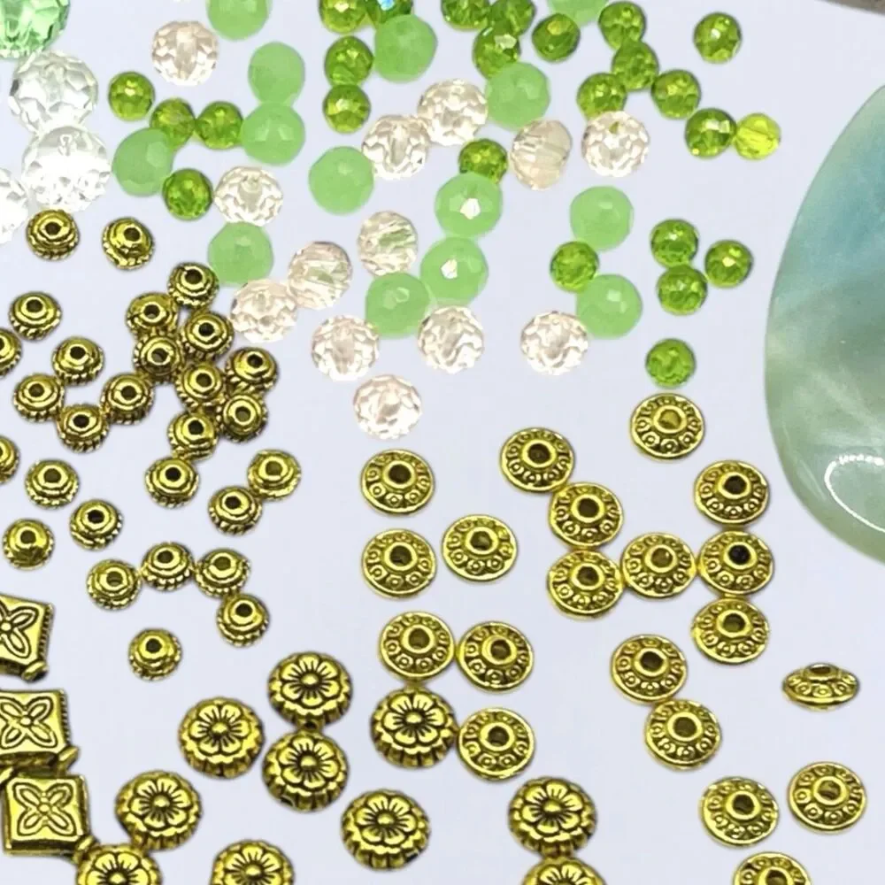 Mixed Lot Beads Faceted Glass Gemstones Gold Tone Metal Crystal Jewelry Findings